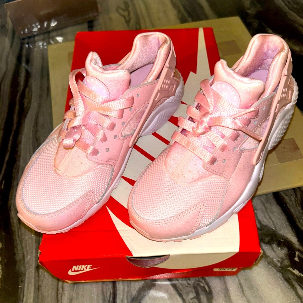 Nike huarache pink